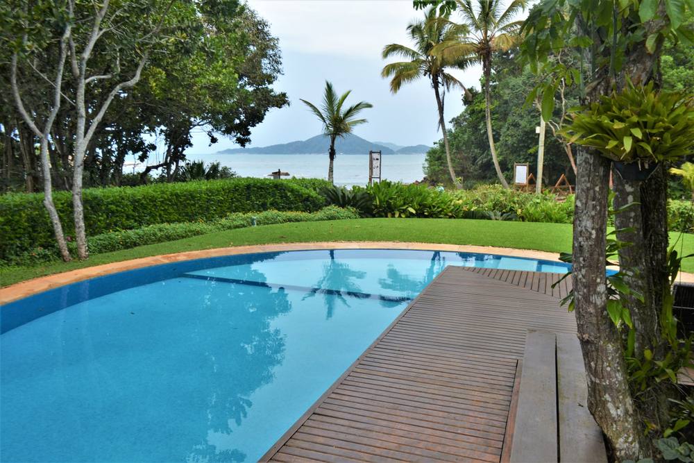 Casa no Condomínio Iporanga Guarujá — Villa 490