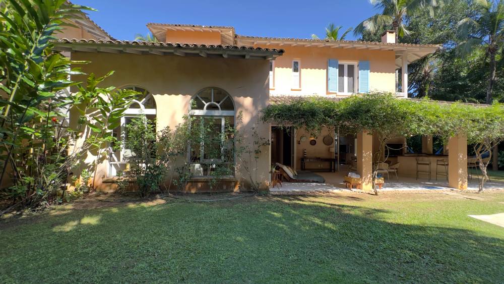 Casa no Condomínio Iporanga Guarujá — Villa 400