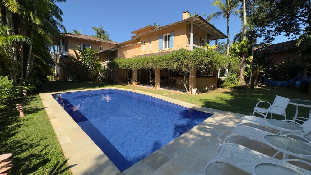 Casa no Condomínio Iporanga Guarujá — Villa 400