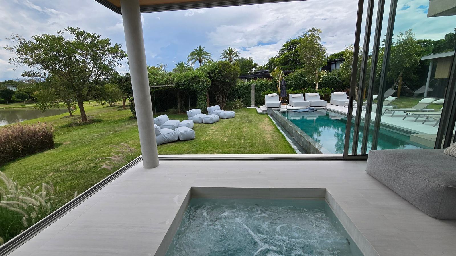 Área externa 15 — Fazenda Boa Vista, Iperó, à venda, Casa