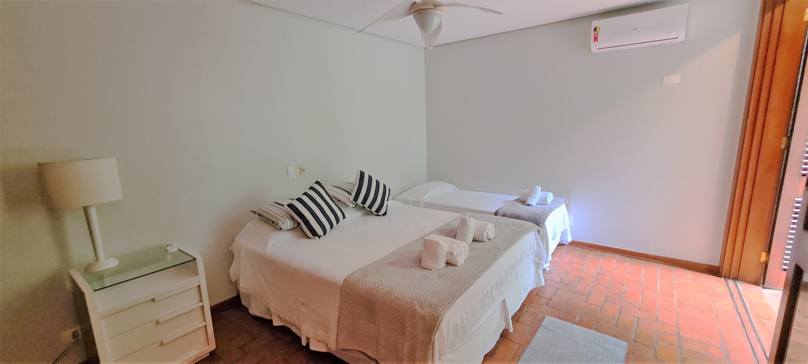 Suíte 2 — Iporanga, Guarujá, à venda e para locação, Casa