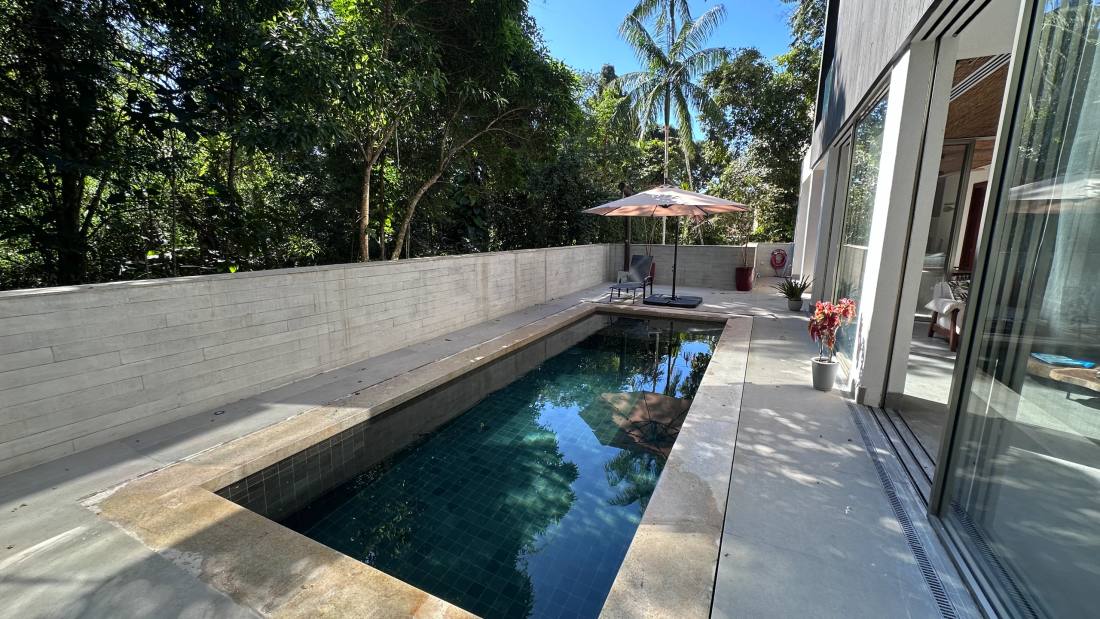 Casa no Condomínio São Pedro Guarujá — Villa 136