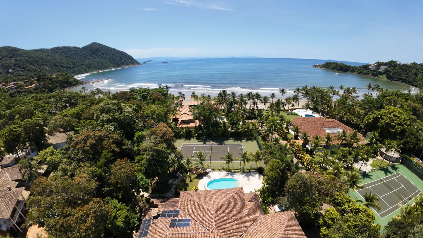 Fachada — Iporanga, Guarujá, à venda, Casa