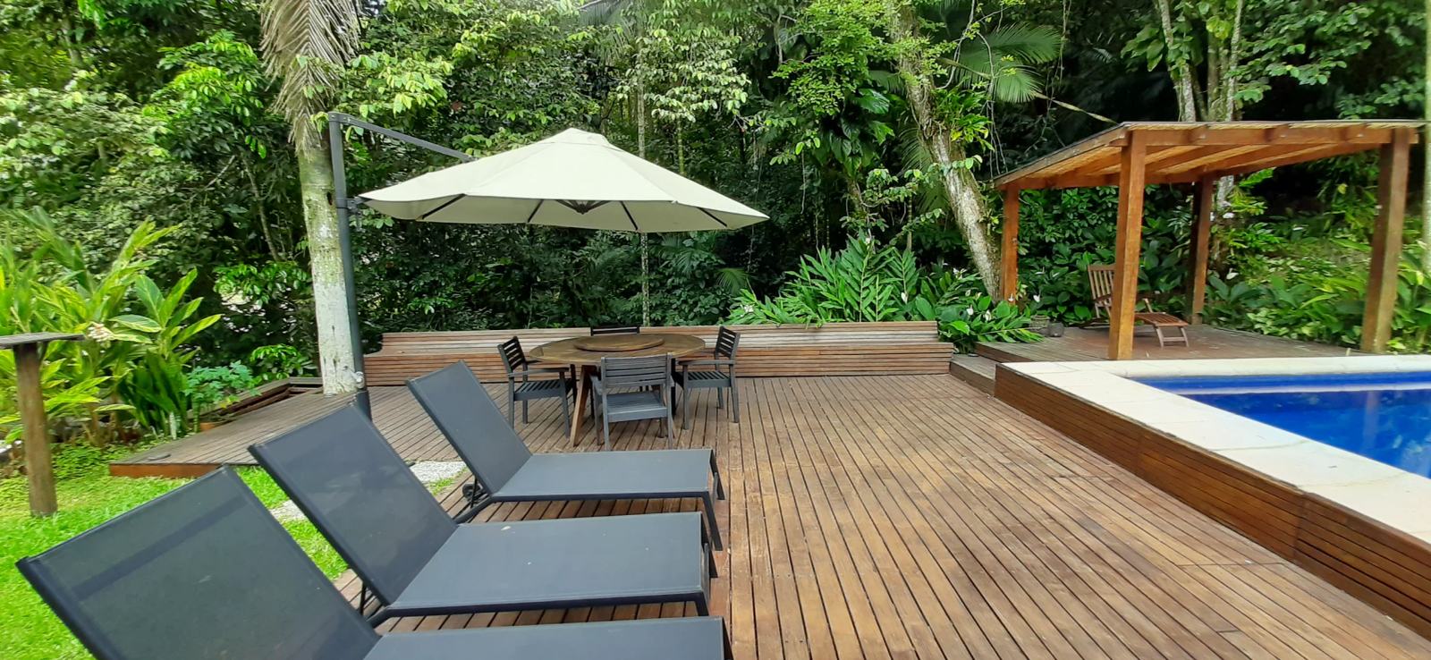 Área externa 11 — São Pedro, Guarujá, à venda, Casa