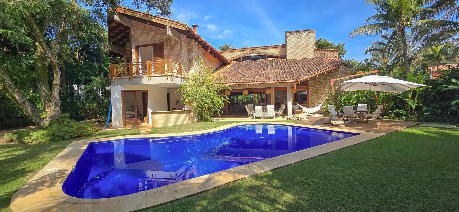 Área externa 7 — Iporanga, Guarujá, para locação, Casa