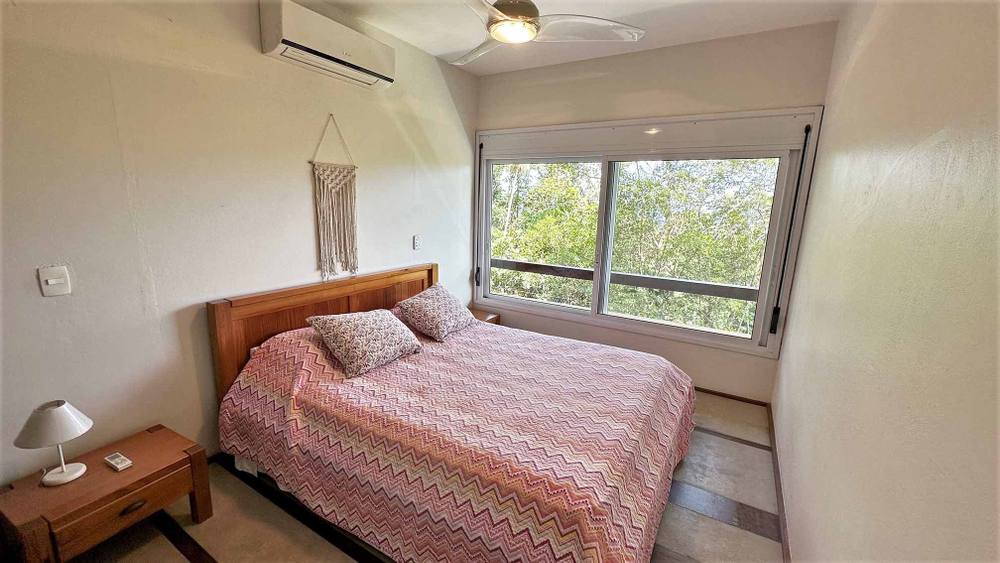 Casa no Condomínio São Pedro Guarujá — Villa 148