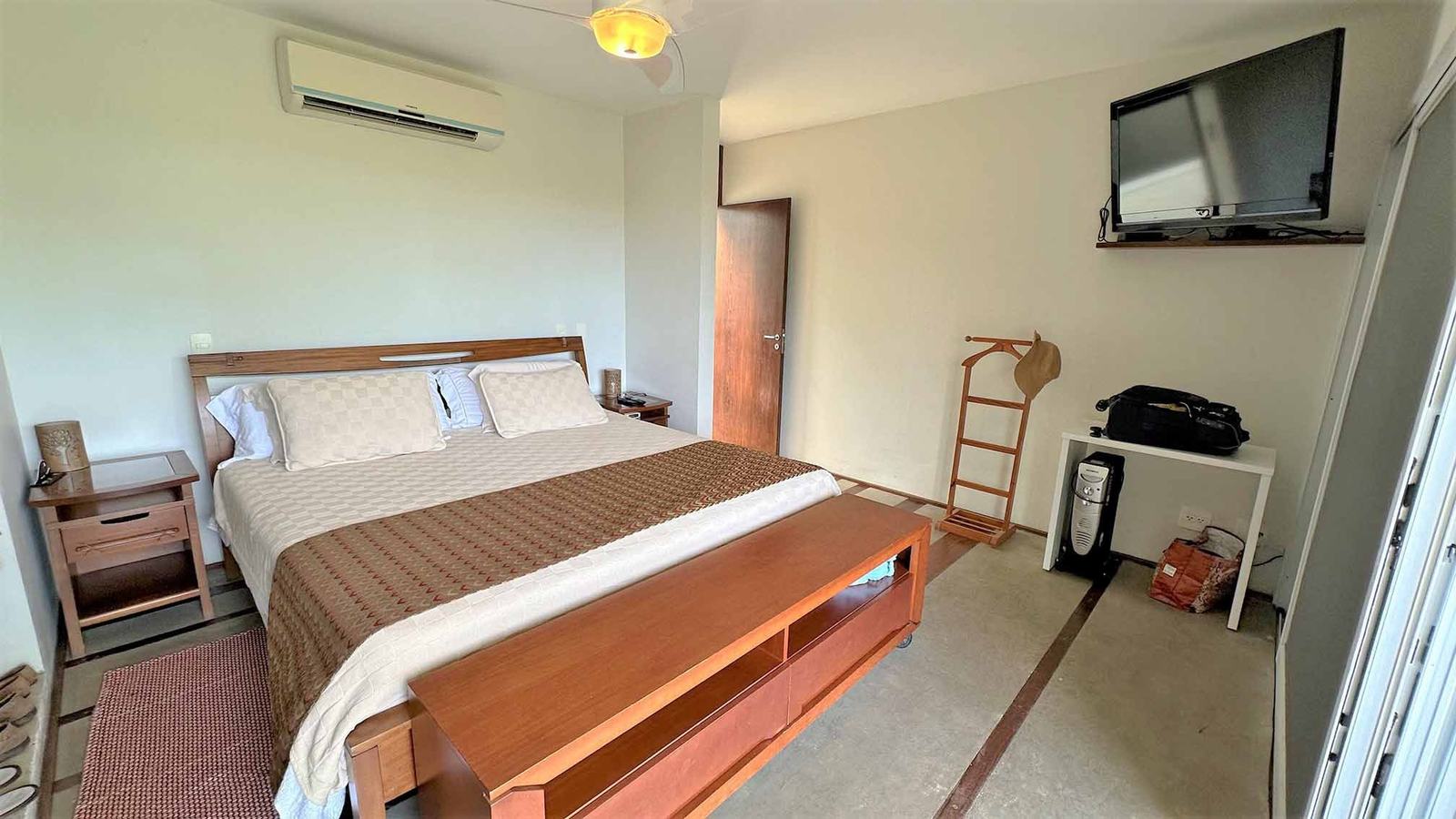 Suíte 8 — São Pedro, Guarujá, à venda, Casa
