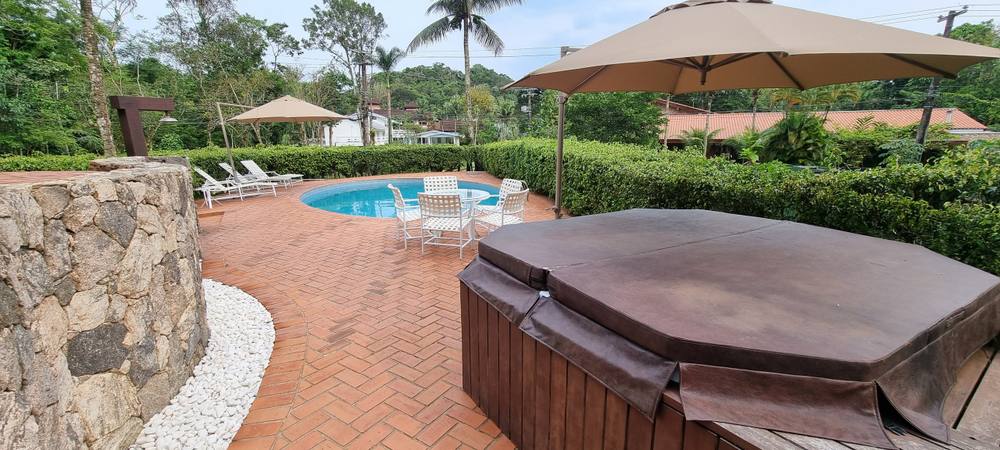 Casa no Condomínio Iporanga Guarujá — Villa 463