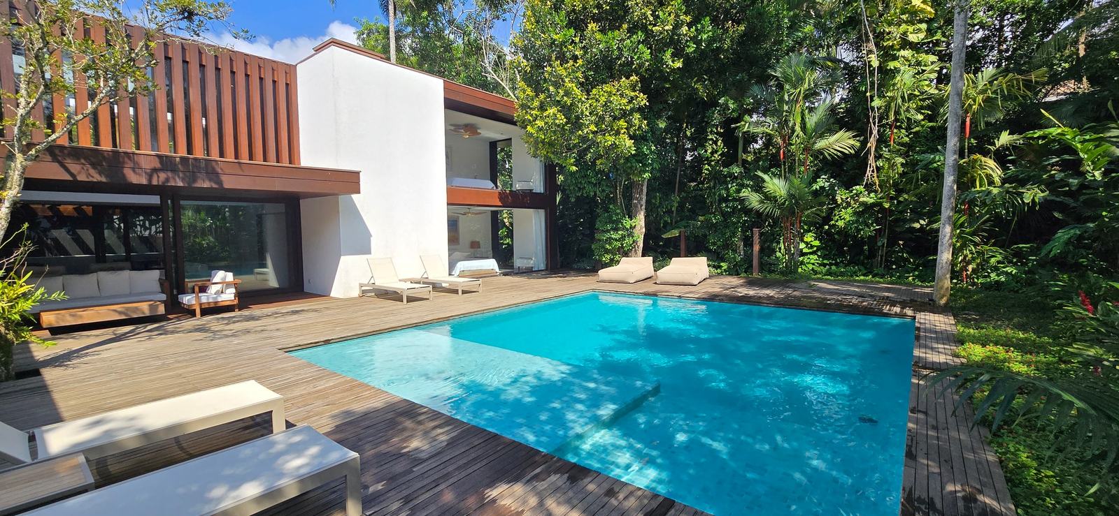 Área externa 5 — Iporanga, Guarujá, à venda e para locação, Casa