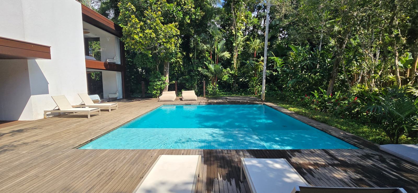 Área externa 2 — Iporanga, Guarujá, à venda e para locação, Casa