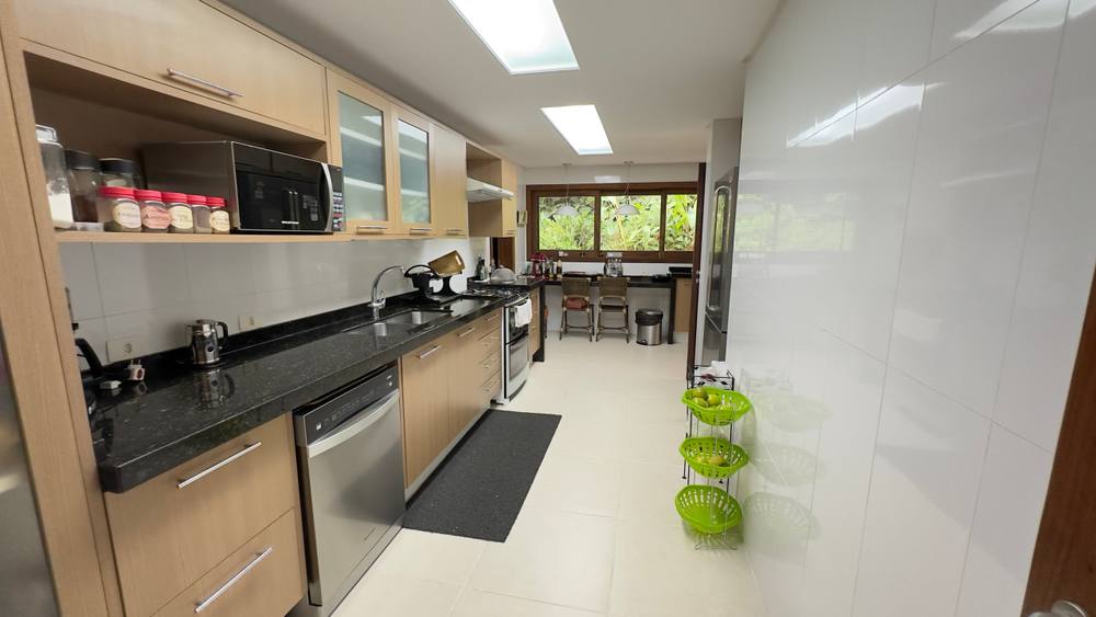 Casa no Condomínio Iporanga Guarujá — Villa 442