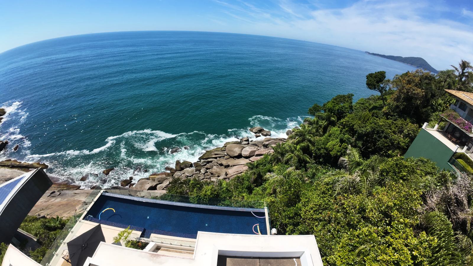 Fachada — Iporanga, Guarujá, à venda, Casa