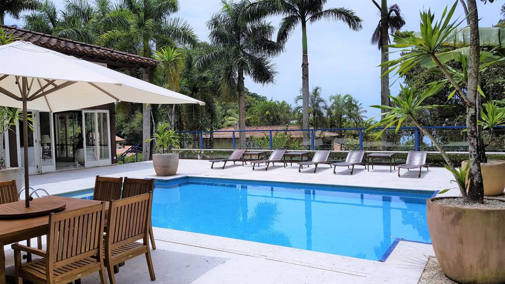Casa no Condomínio Iporanga Guarujá — Villa 481