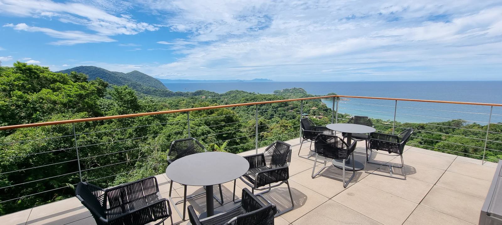 Área externa 11 — São Pedro, Guarujá, à venda, Casa