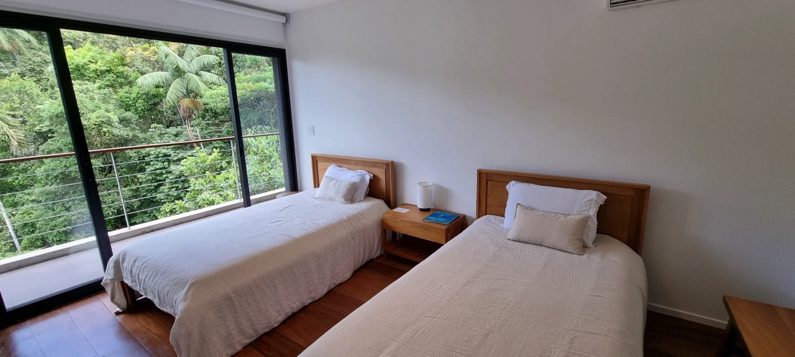 Suíte 7 — São Pedro, Guarujá, à venda, Casa