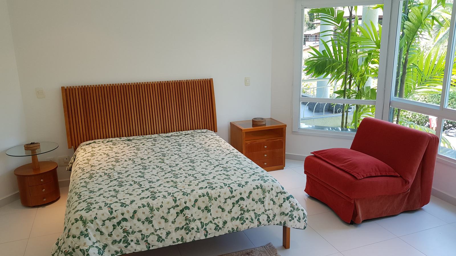 Suíte 10 — São Pedro, Guarujá, à venda e para locação, Casa