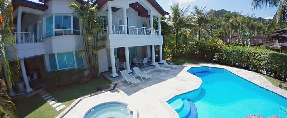 Casa no Condomínio São Pedro Guarujá — Villa 135