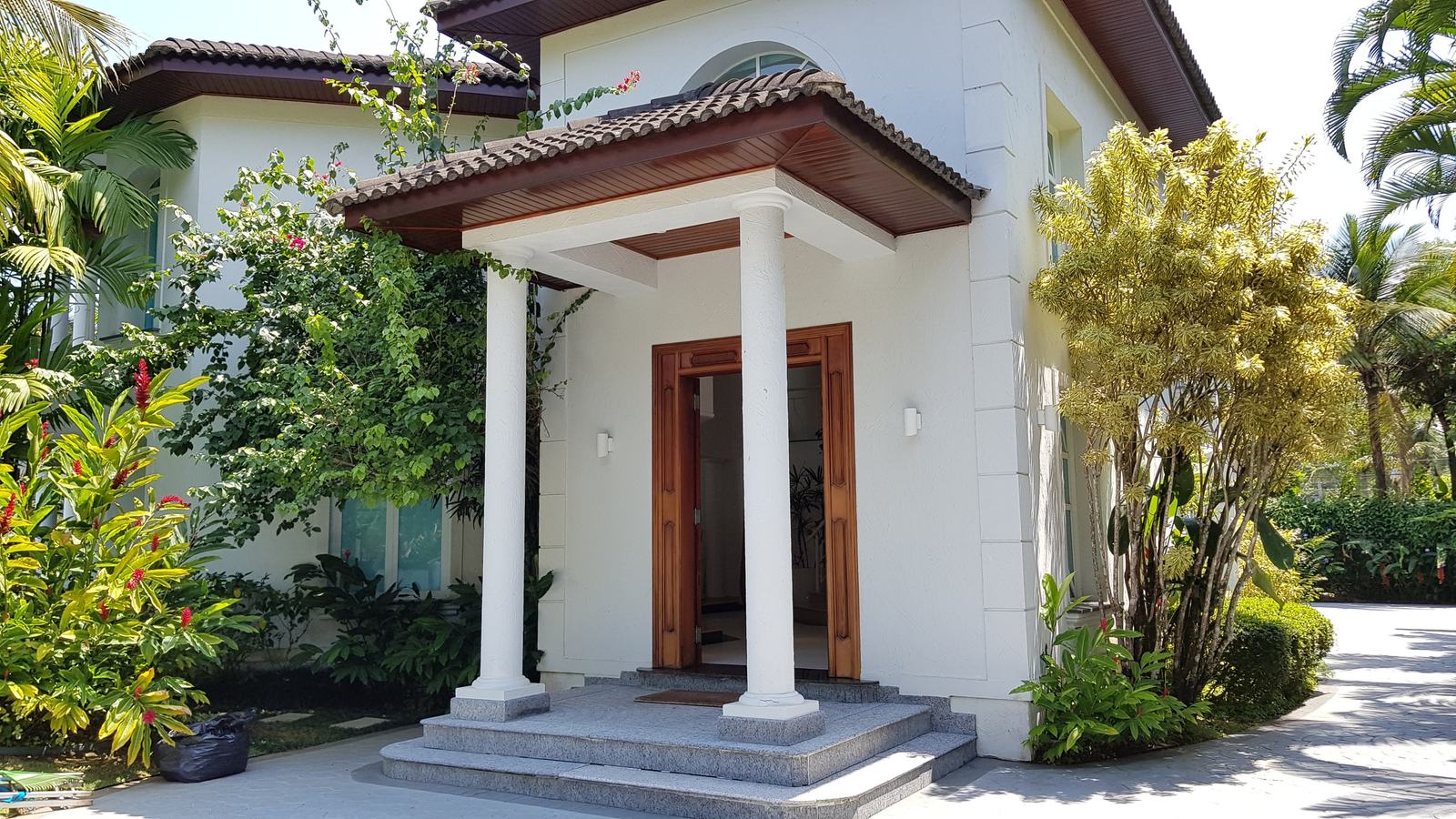 Área externa 6 — São Pedro, Guarujá, à venda e para locação, Casa
