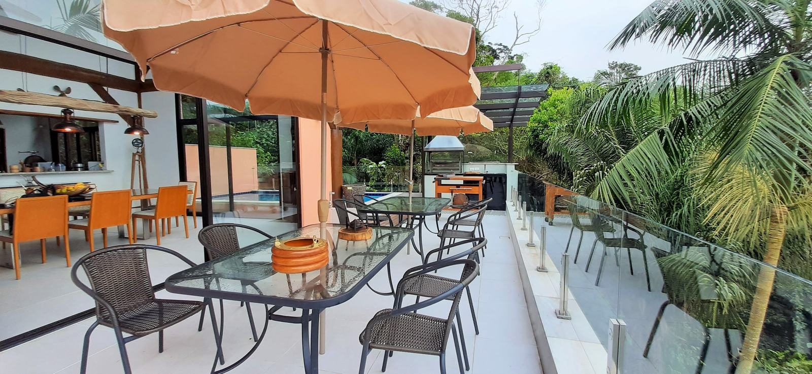 Área externa 21 — Tijucopava, Guarujá, para locação, Casa