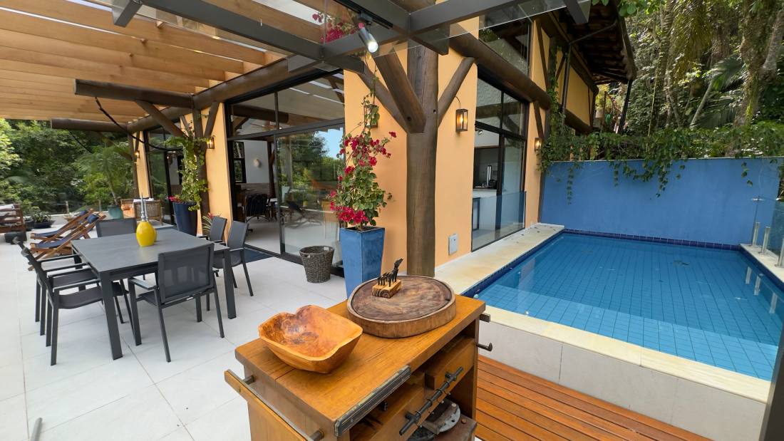 Casa no Condomínio Tijucopava Guarujá — Villa 231