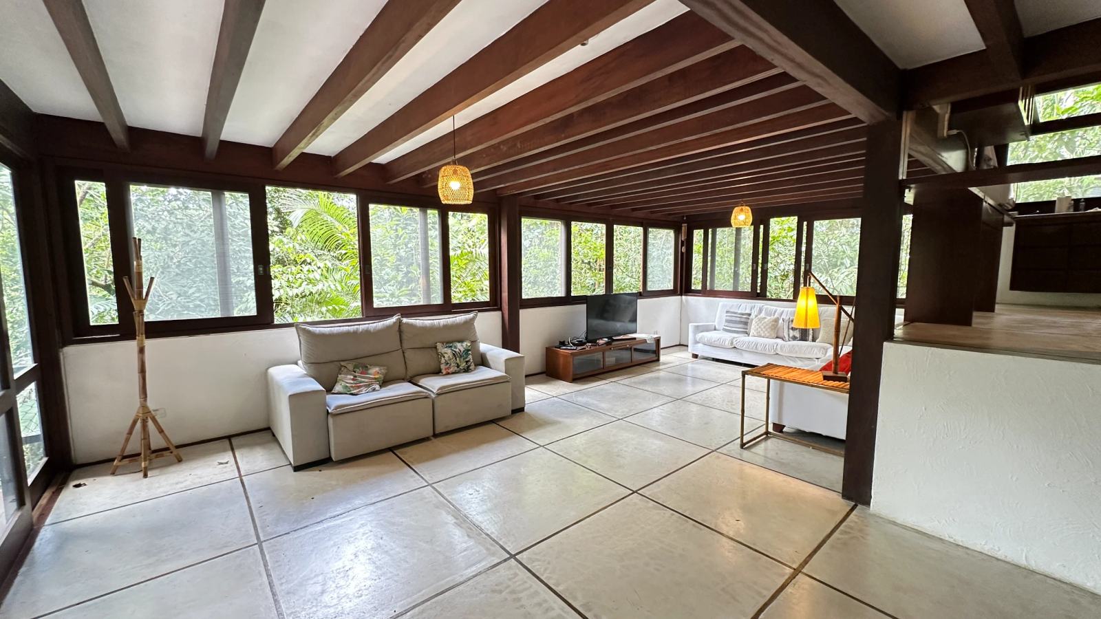 Villa 411 - Casa à venda Condominio Iporanga - Sala de estar e TV
