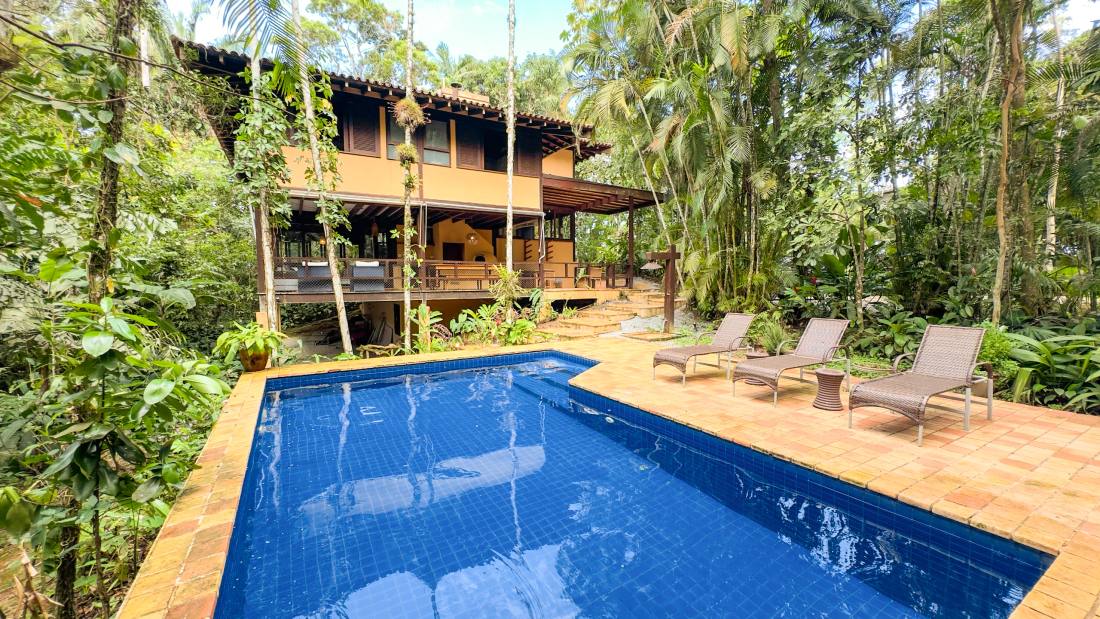 Casa no Condomínio Iporanga Guarujá — Villa 411