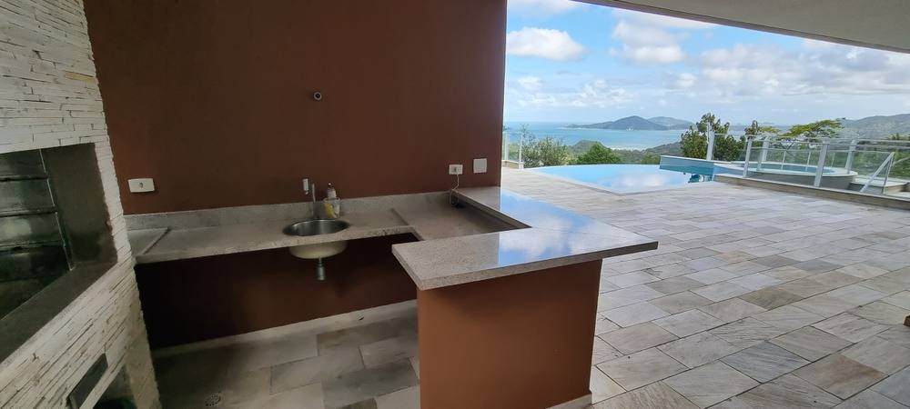 Casa no Condomínio Taguaíba Guarujá — Villa 328
