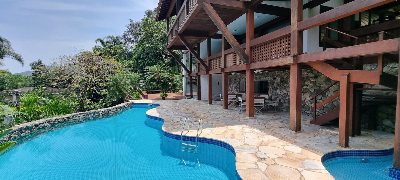 Área externa 2 — Iporanga, Guarujá, à venda e para locação, Casa