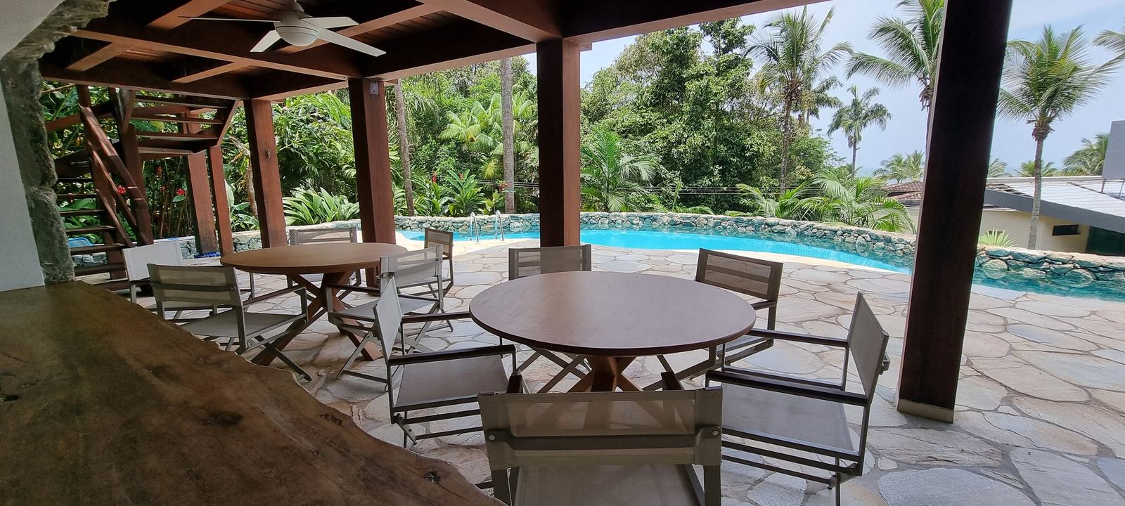 Área externa 5 — Iporanga, Guarujá, à venda e para locação, Casa