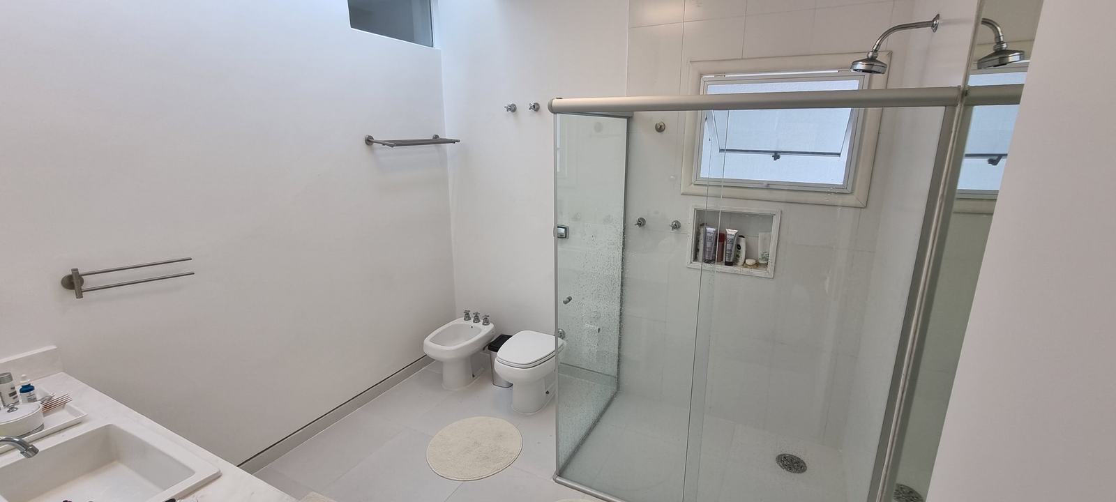 Suíte 8 — Iporanga, Guarujá, à venda e para locação, Casa