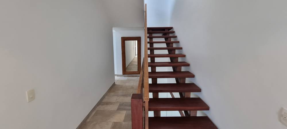 Casa no Condomínio Iporanga Guarujá — Villa 460