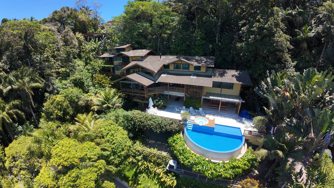 Casa no Condomínio Taguaíba Guarujá — Villa 326