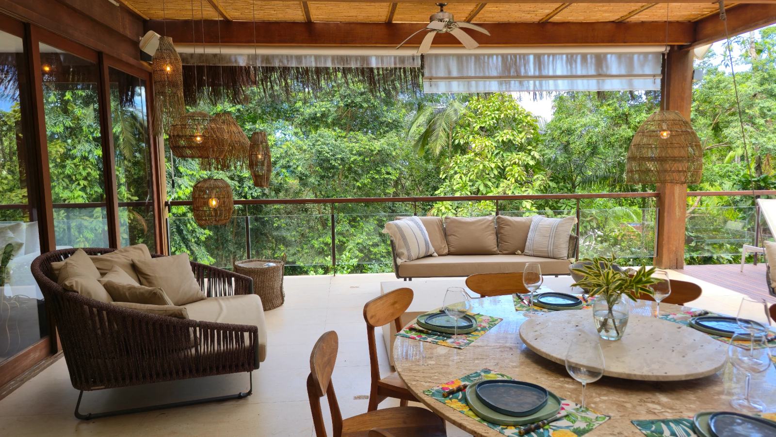 Área externa 7 — São Pedro, Guarujá, à venda e para locação, Casa