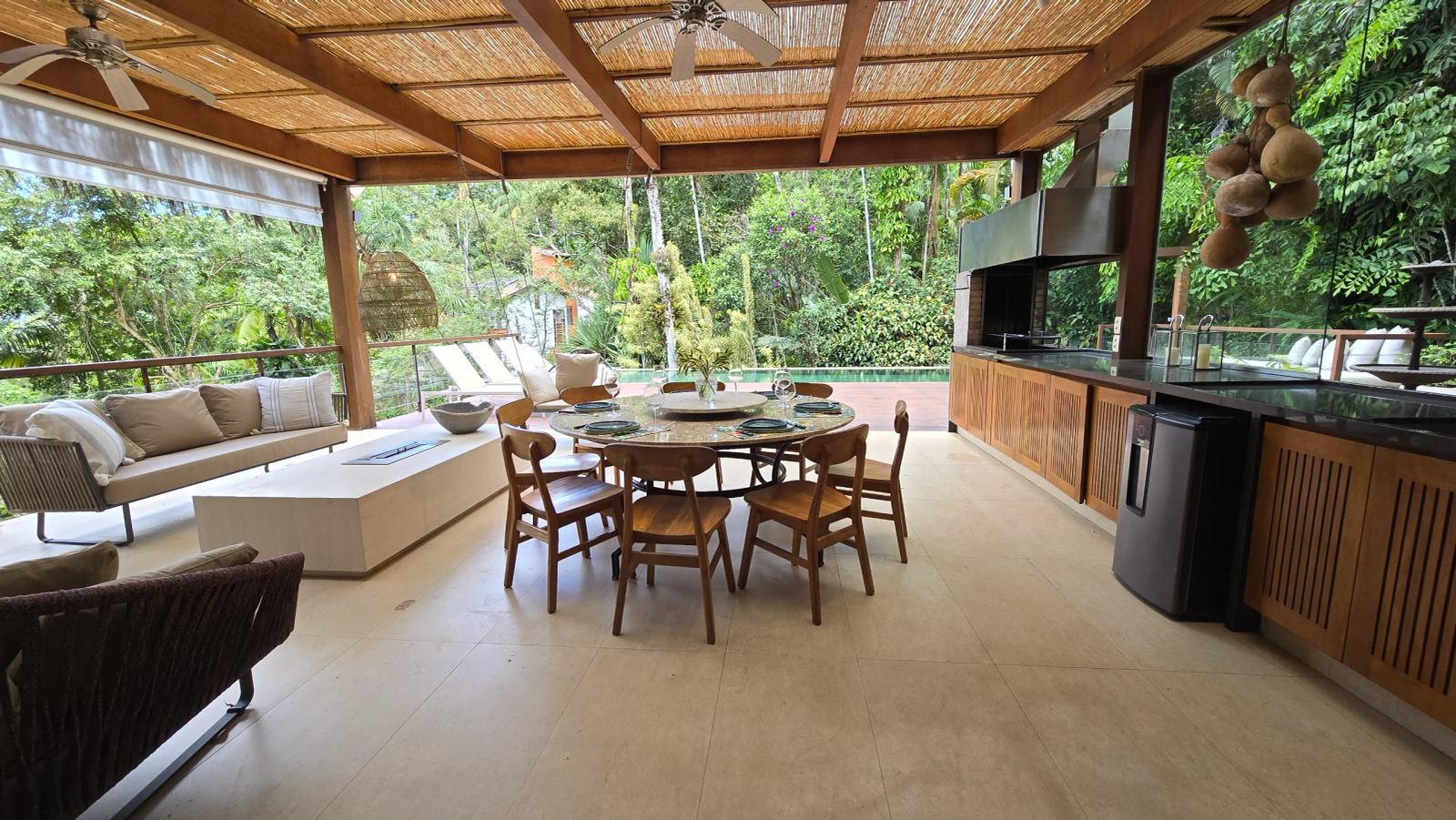 Área externa 15 — São Pedro, Guarujá, à venda e para locação, Casa
