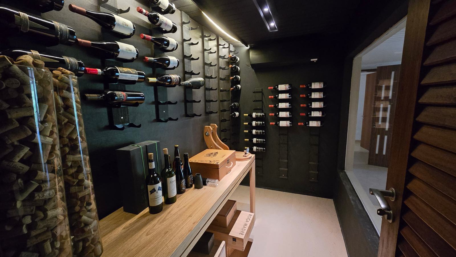 Ambiente interno 22 — São Pedro, Guarujá, à venda e para locação, Casa
