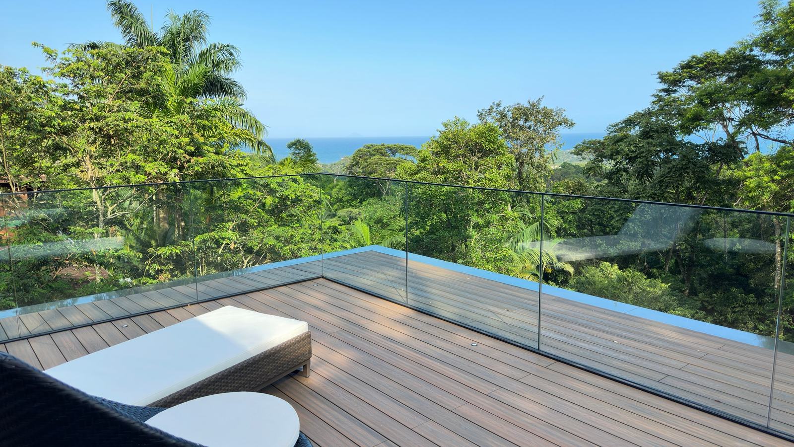 Área externa 15 — São Pedro, Guarujá, à venda e para locação, Casa