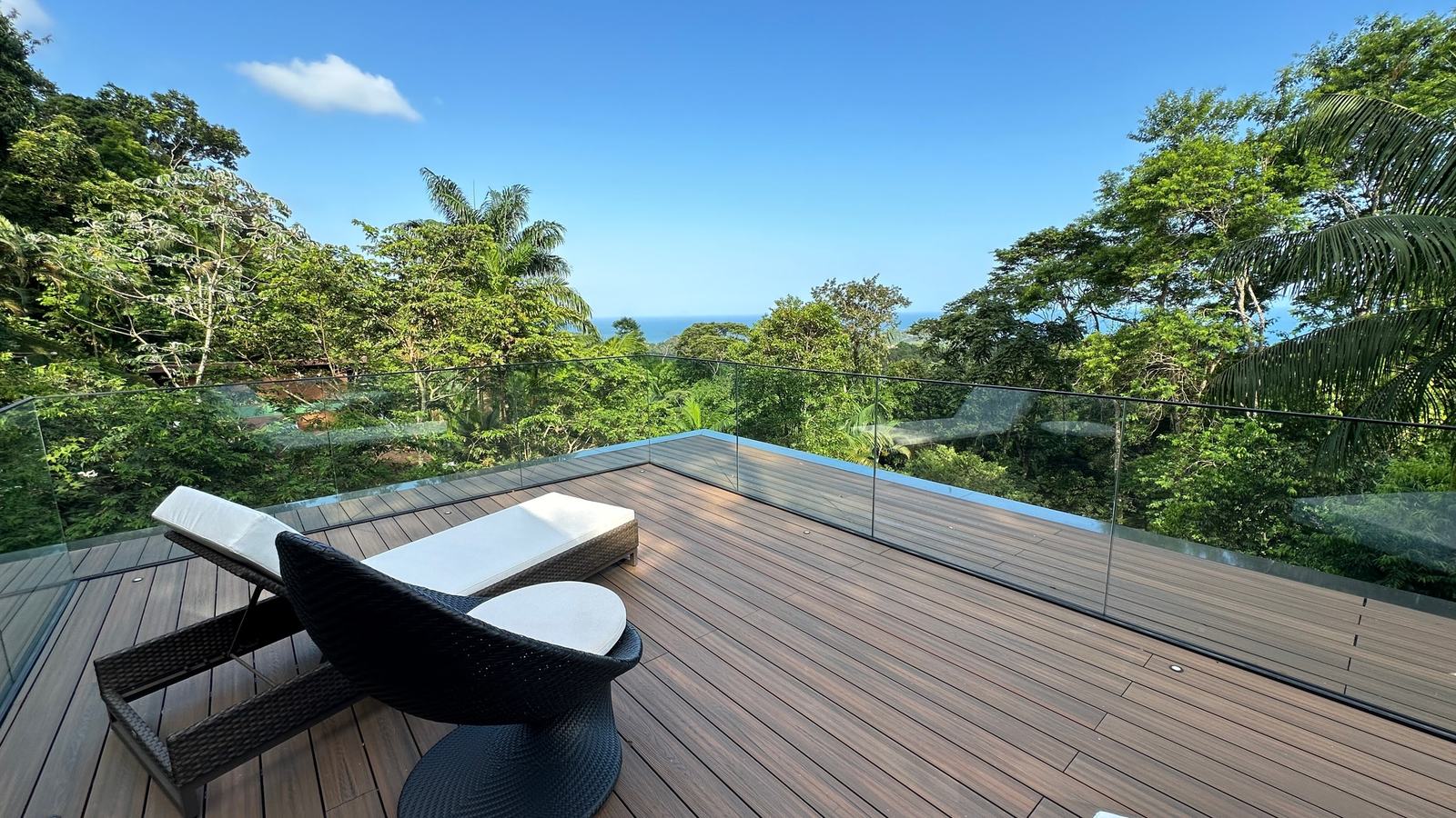 Área externa 16 — São Pedro, Guarujá, à venda e para locação, Casa