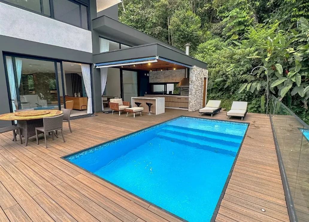 Área externa 11 — São Pedro, Guarujá, à venda e para locação, Casa