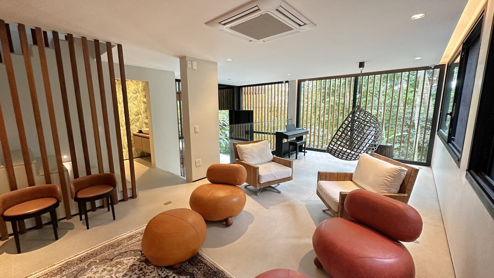 Área de serviço 4 — São Pedro, Guarujá, à venda e para locação, Casa