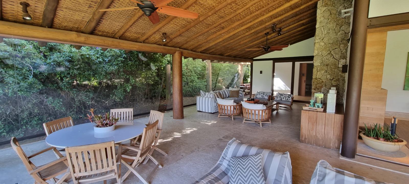 Casa à Venda na Fazenda Boa Vista 7 Suítes Fase 1 Arquiteto Danilo Penna