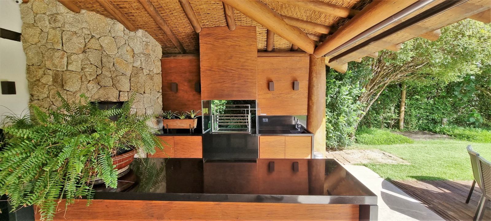 Casa à Venda na Fazenda Boa Vista 7 Suítes Fase 1 Arquiteto Danilo Penna
