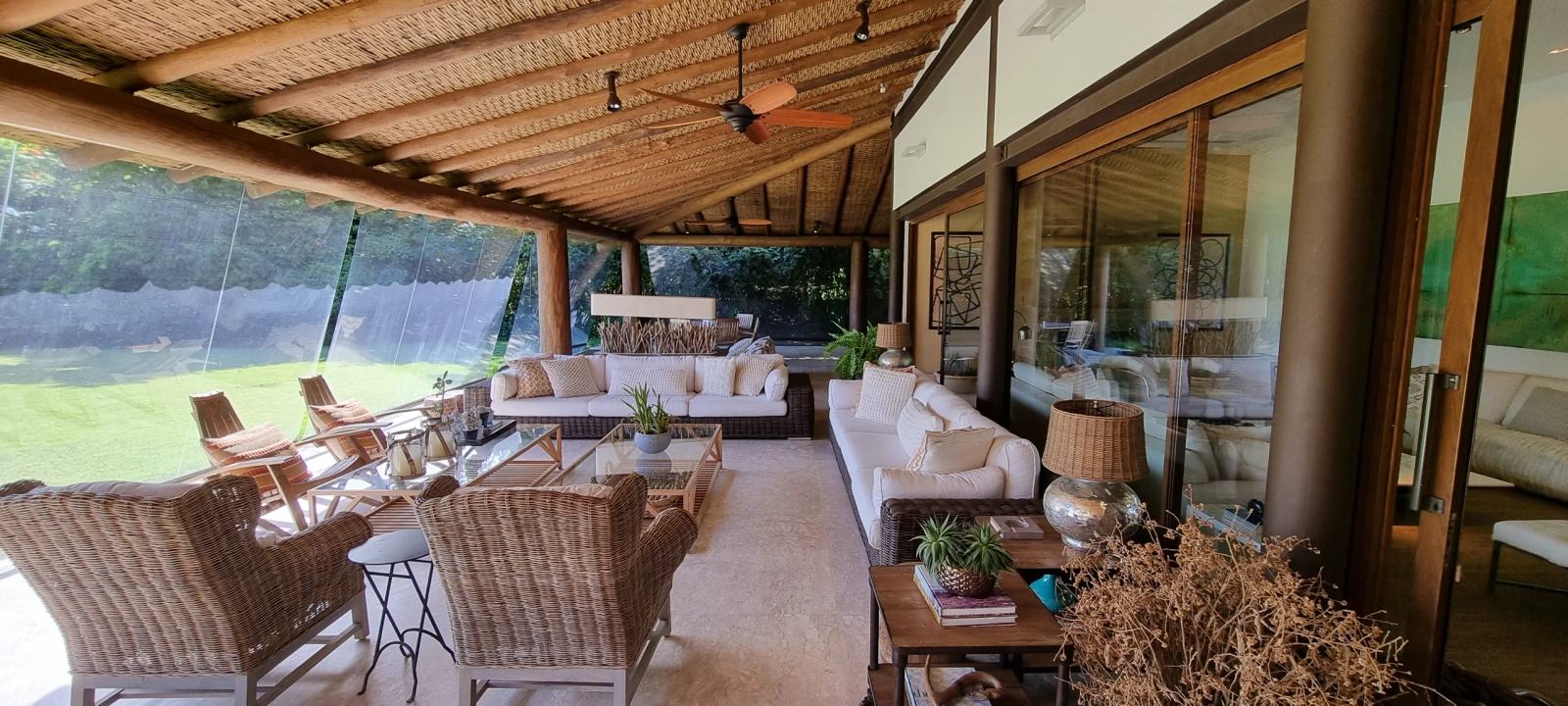 Casa à Venda na Fazenda Boa Vista 7 Suítes Fase 1 Arquiteto Danilo Penna
