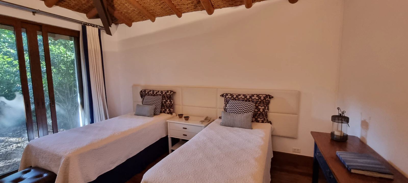 Casa à Venda na Fazenda Boa Vista 7 Suítes Fase 1 Arquiteto Danilo Penna