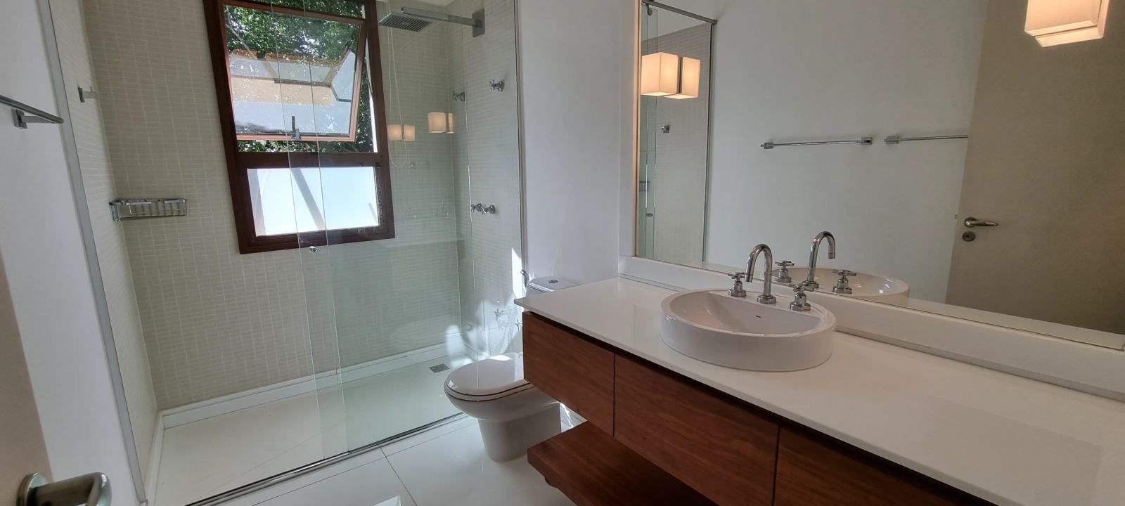 Casa à Venda na Fazenda Boa Vista 7 Suítes Fase 1 Arquiteto Danilo Penna