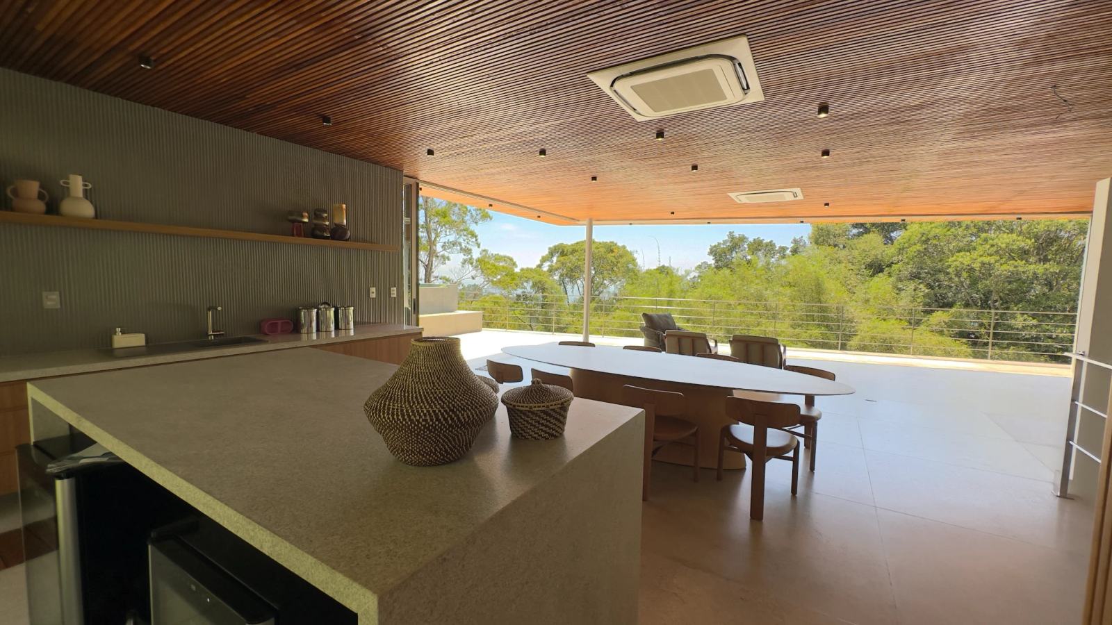 Villa 200 - Casa contemporânea à venda no condomínio Tijucopava