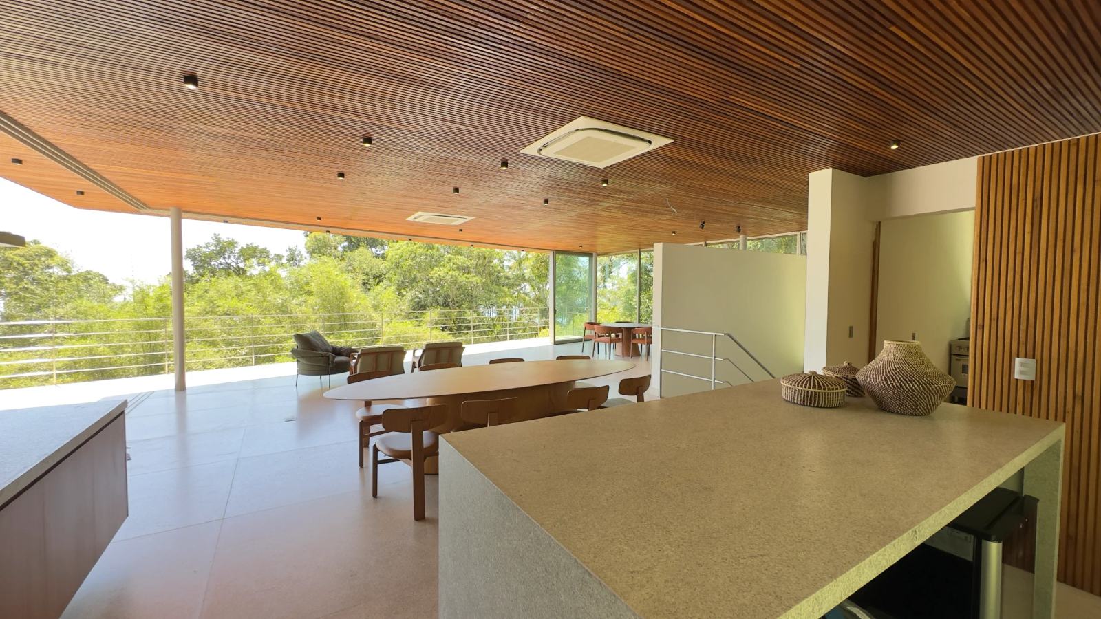 Villa 200 - Casa contemporânea à venda no condomínio Tijucopava