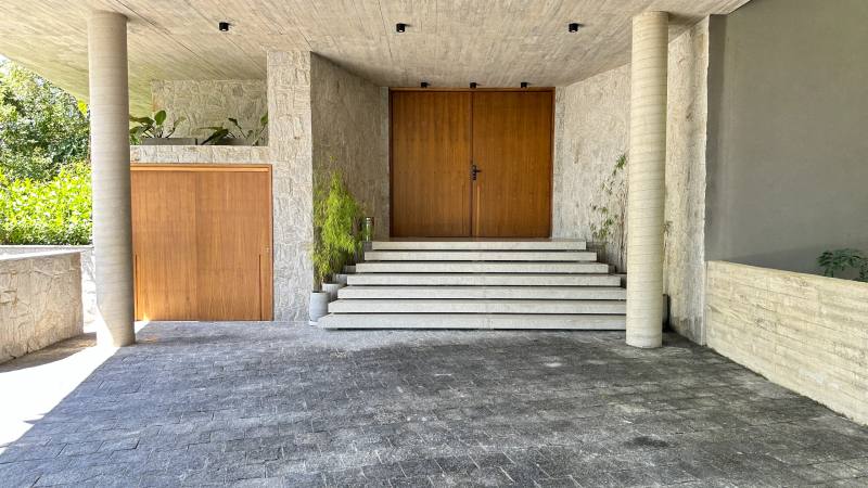 Casa no Condomínio Tijucopava Guarujá — Villa 200