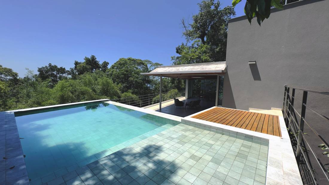 Casa no Condomínio Tijucopava Guarujá — Villa 200