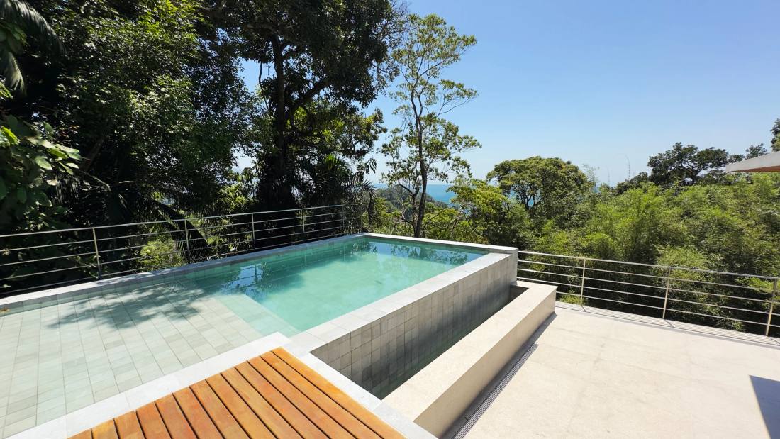 Casa no Condomínio Tijucopava Guarujá — Villa 200