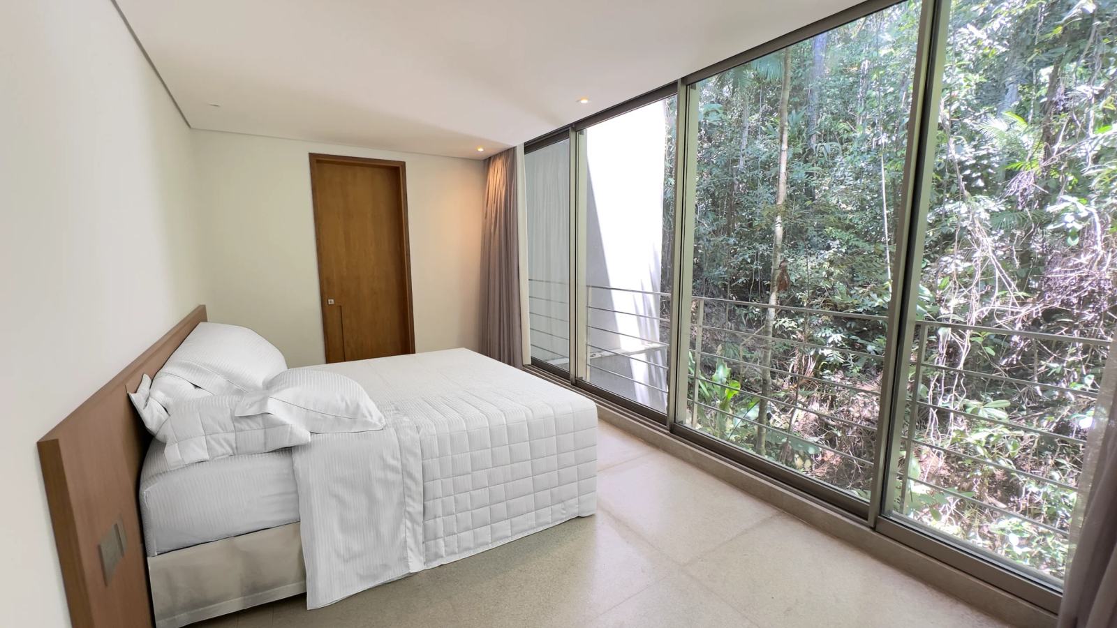 Villa 200 - Casa contemporânea à venda no condomínio Tijucopava